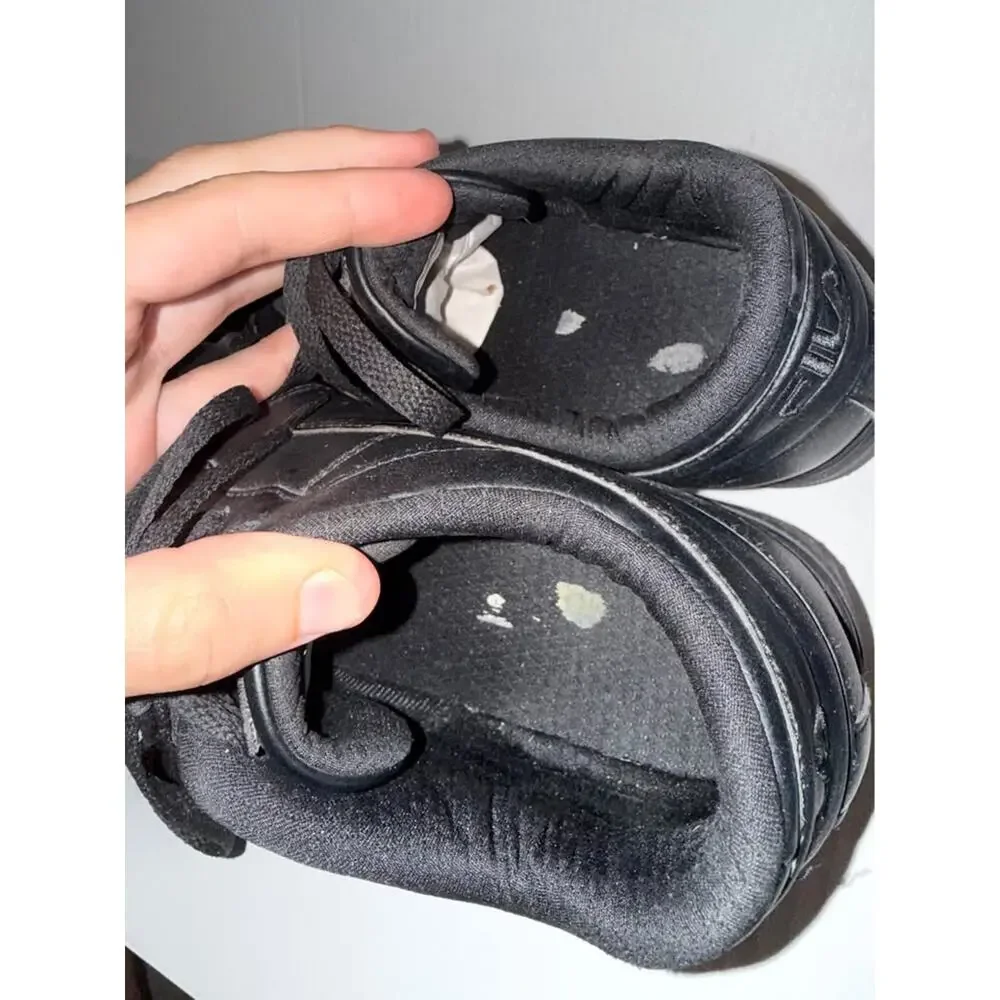Fila Vulc 13 Black Work Shoes men’s Size 8 1/2 Slip Resistant Sneakers